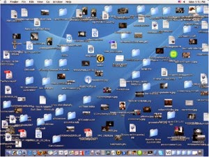 cluttered-mac-desktop-300x226